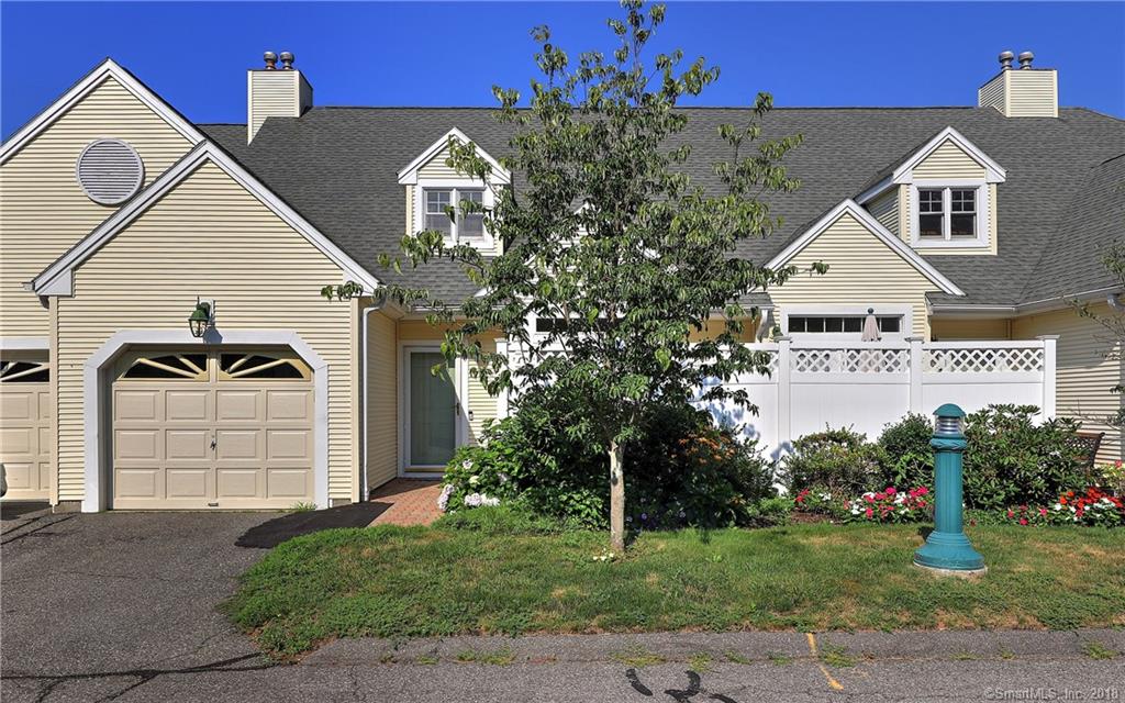 5 Southwick Ct N 5, Milford, CT 06461 MLS 170110482 Coldwell Banker