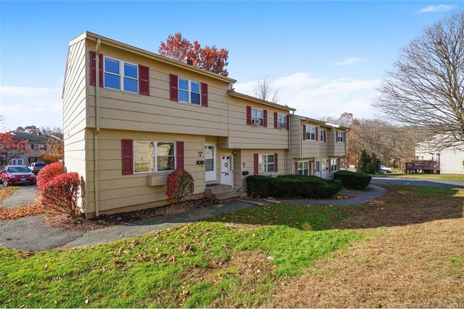 73 Lantern Park Dr 4, Naugatuck, CT 06770 MLS 170141542 Coldwell Banker