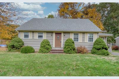 120 Orchid Rd Meriden Ct 06450 Mls 170348353 Coldwell Banker