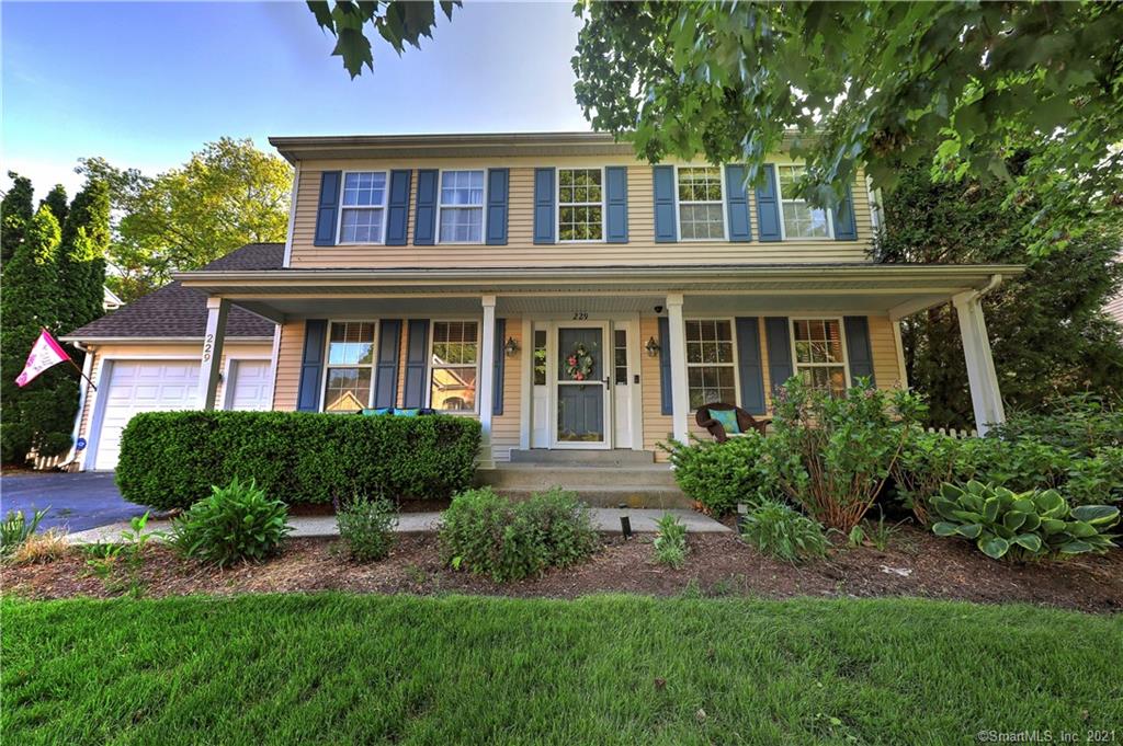 229 Oak Ridge Ln, Milford, CT 06461 MLS 170403756 Coldwell Banker