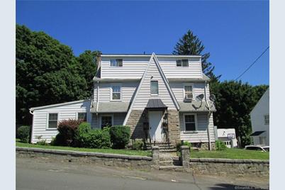 102 Ledgeside Avenue - Photo 1