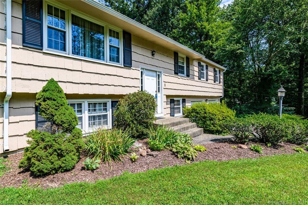 8 Andrew Dr, Simsbury, CT 06089 MLS 170428722 Coldwell Banker