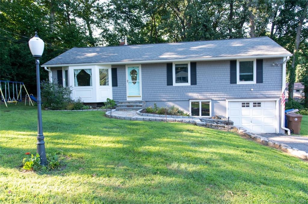 15 Sanford Dr, Shelton, CT 06484 MLS 170434775 Coldwell Banker