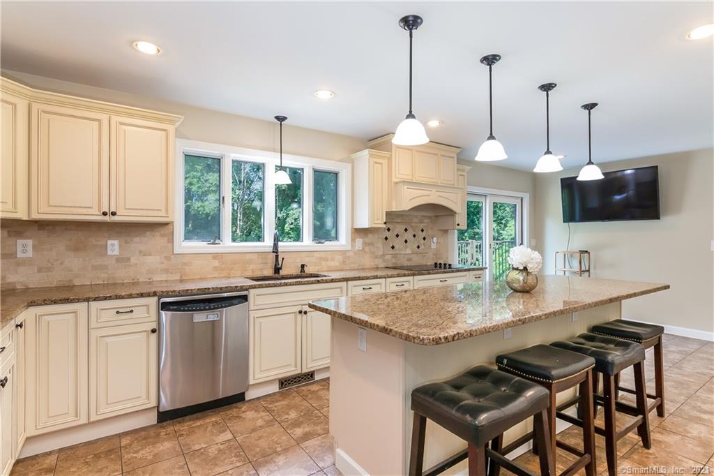 61 Pepperbox Rd, Waterford, CT 06385 MLS 170438362 Coldwell Banker