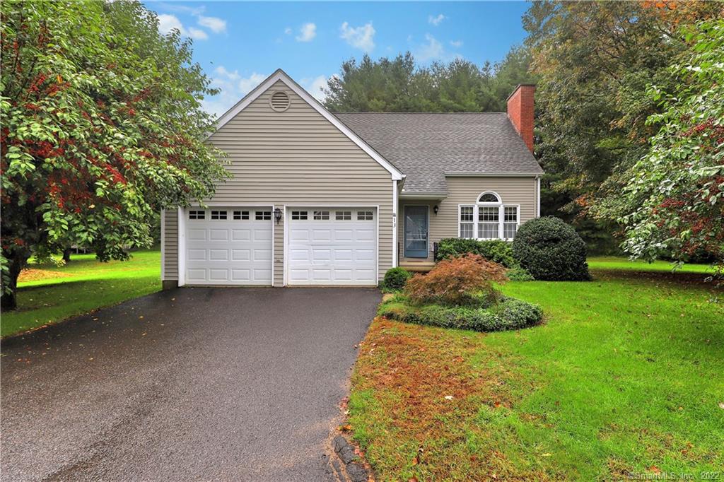 13 Woodbury Hl 13, Woodbury, CT 06798 MLS 170442023 Coldwell Banker