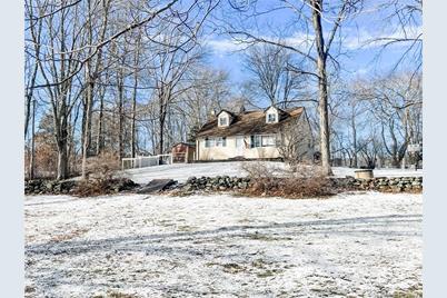 9 Maple Lane - Photo 1