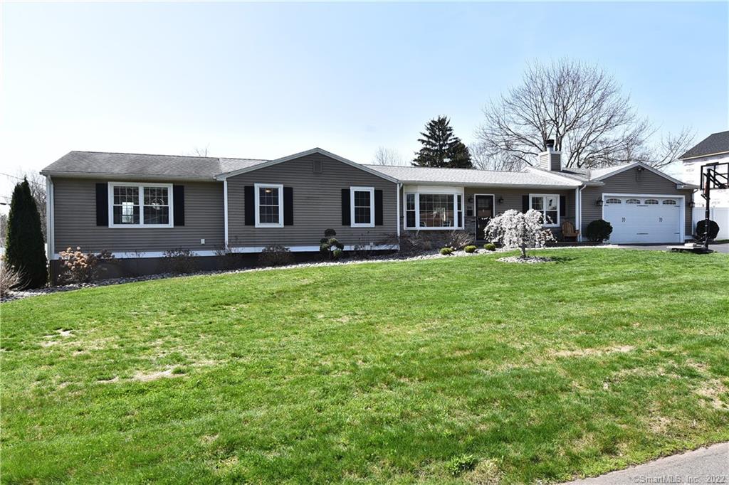 194 Robin Ln, Cheshire, CT 06410 MLS 170480242 Coldwell Banker