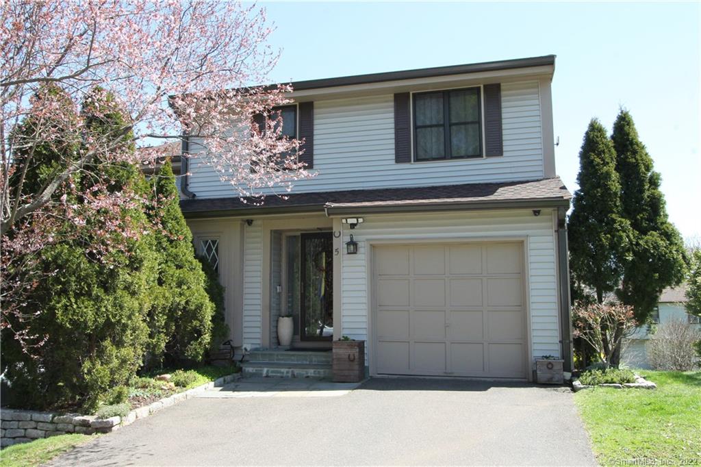 5 Schoolhouse Crossing 5, Wethersfield, CT 06109 MLS 170485513