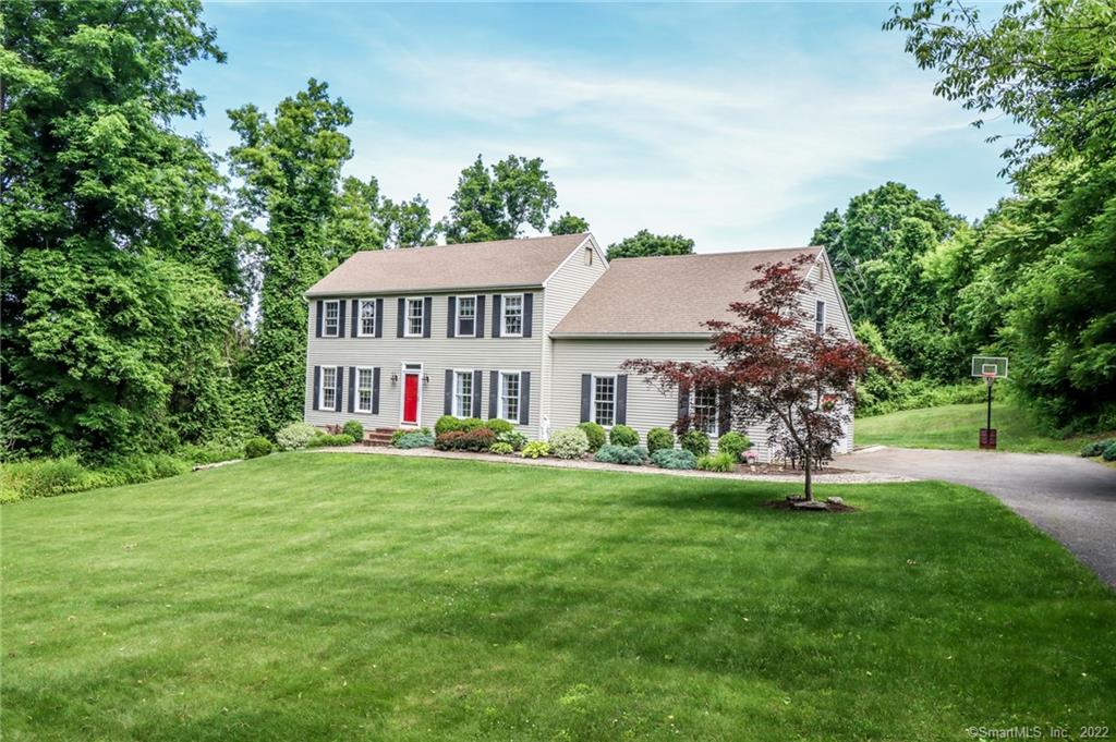 29 Maplewood Dr, New Milford, CT 06776 MLS 170487886 Coldwell Banker