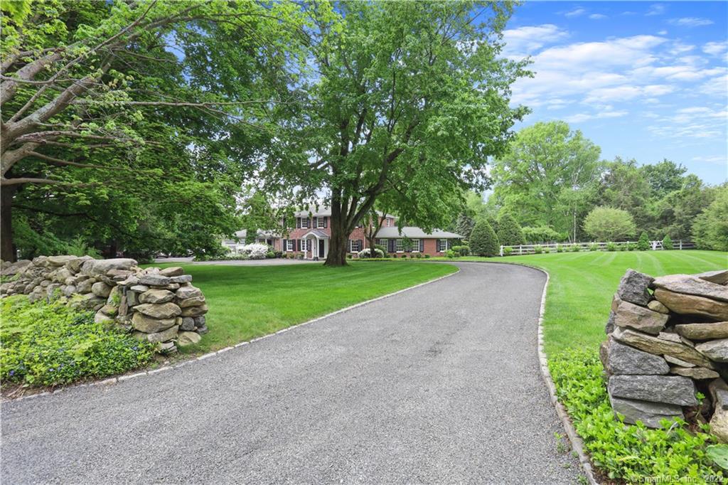82 Canoe Hill Rd, New Canaan, CT 06840 MLS 170493508 Coldwell Banker