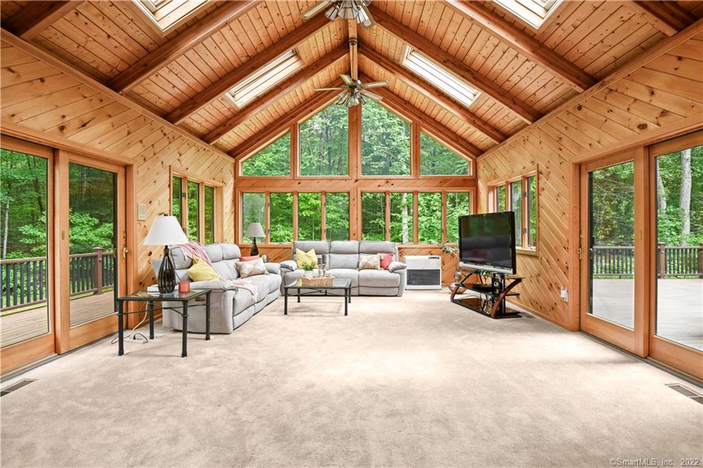 29 Coachman Ln, Bethany, CT 06524 MLS 170505960 Coldwell Banker