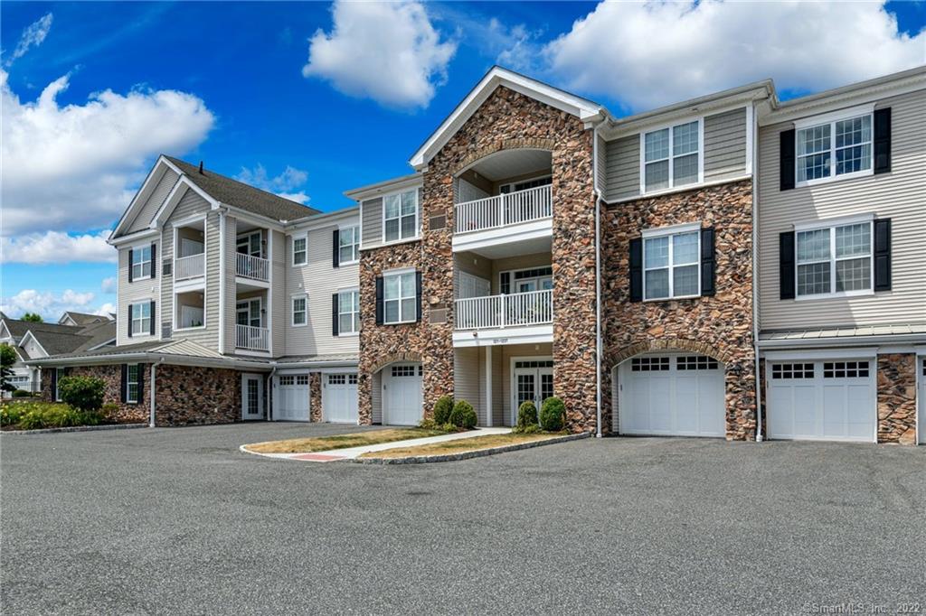 1223 Brookside Ct 1223, Newtown, CT 06470 MLS 170511302 Coldwell