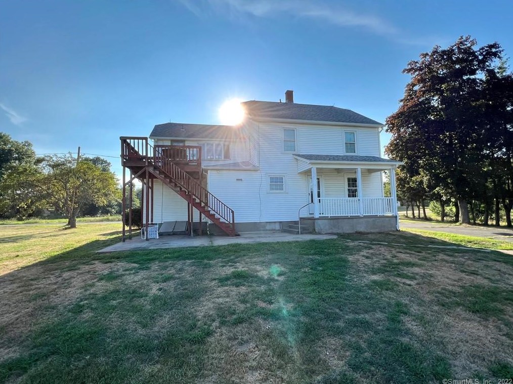 856 East St, Suffield CT  06078-2401 exterior