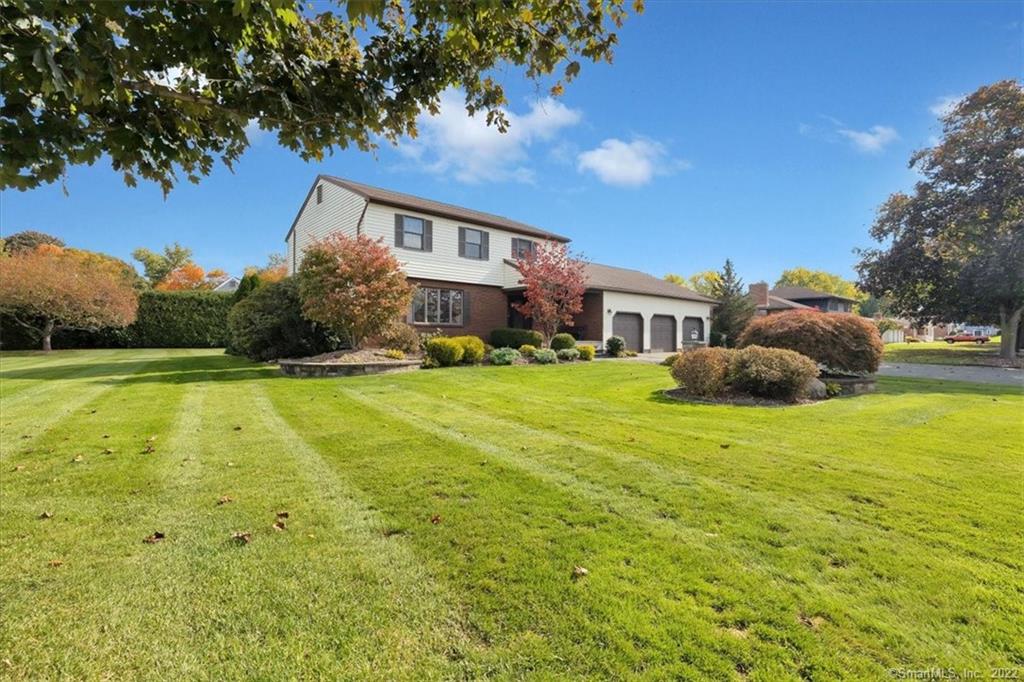 20 Crest Dr, Cromwell, CT 06416 MLS 170531613 Coldwell Banker