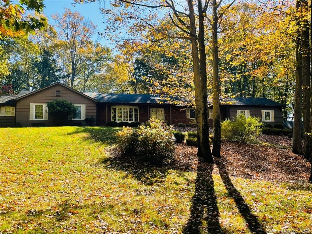 25 King Arthur Ct, North Haven, CT 06473 MLS 170532026 Coldwell Banker