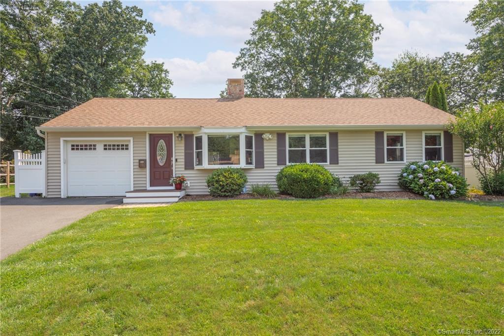 32 Cedar St, Wethersfield, CT 06109 MLS 170532523 Coldwell Banker