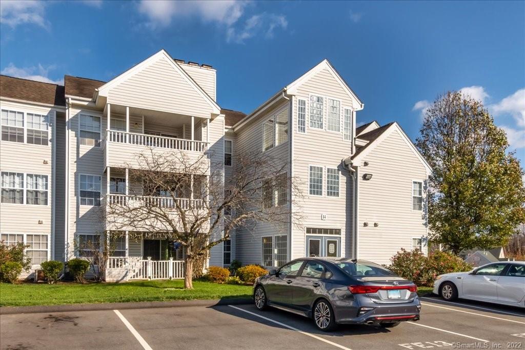 14 Forest Glen Cir 19, Middletown, CT 06457 MLS 170536657 Coldwell