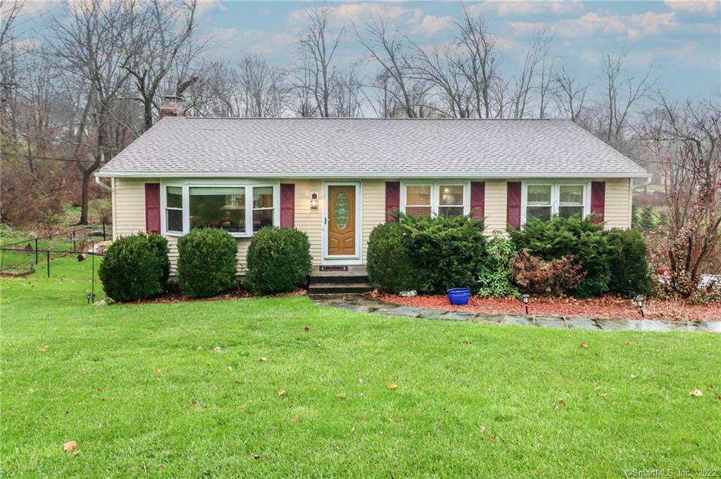 8 Surrey Dr, Brookfield, CT 06804 MLS 170538350 Coldwell Banker