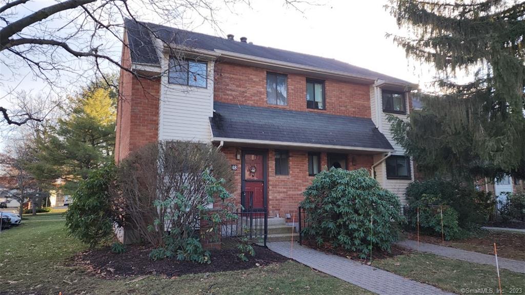 48 Danforth Ln 48, West Hartford, CT 06110 MLS 170542459 Coldwell
