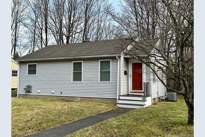 46 Brookside Ave, Naugatuck, CT 06770 - MLS 170543110 - Coldwell Banker