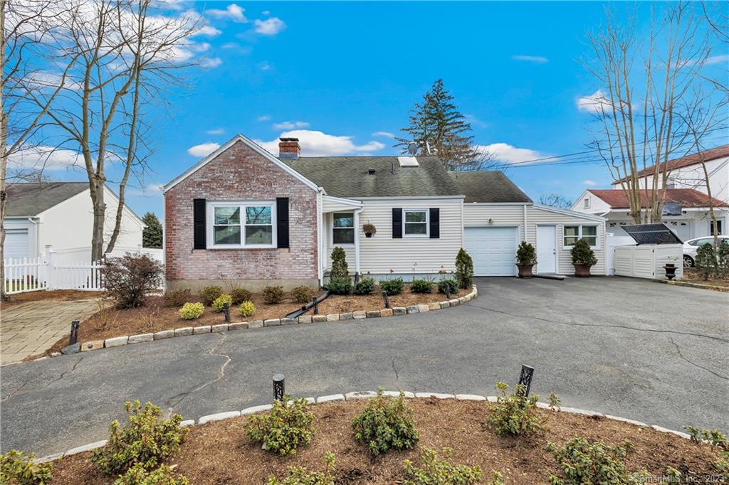 4226 Madison Ave, Trumbull, CT 06611 MLS 170544208 Coldwell Banker