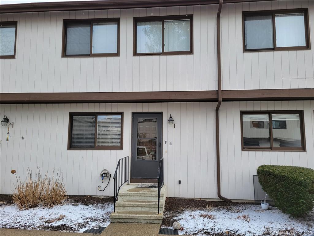 27 Crows Nest Ln 10F, Danbury, CT 06810 MLS 170546209 Coldwell Banker