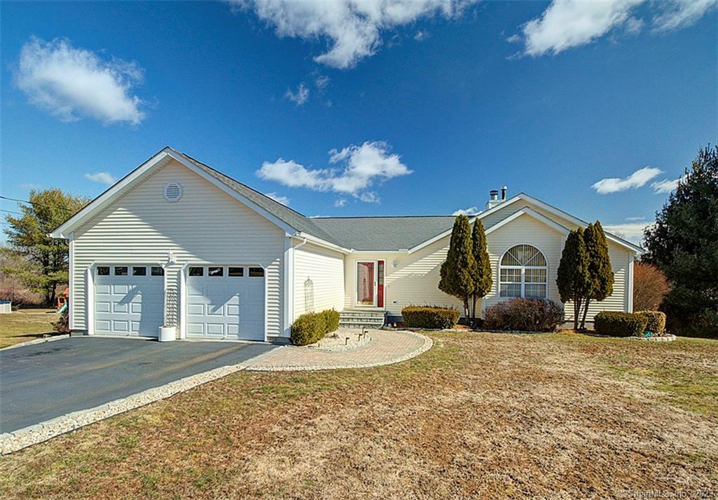 10 Conhurst Dr, North Haven, CT 06473 MLS 170553716 Coldwell Banker