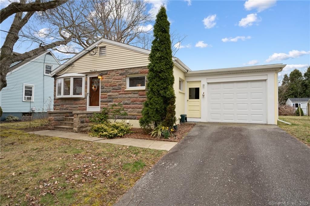 47 Greenway Rd, Groton, CT 06340 MLS 170558922 Coldwell Banker