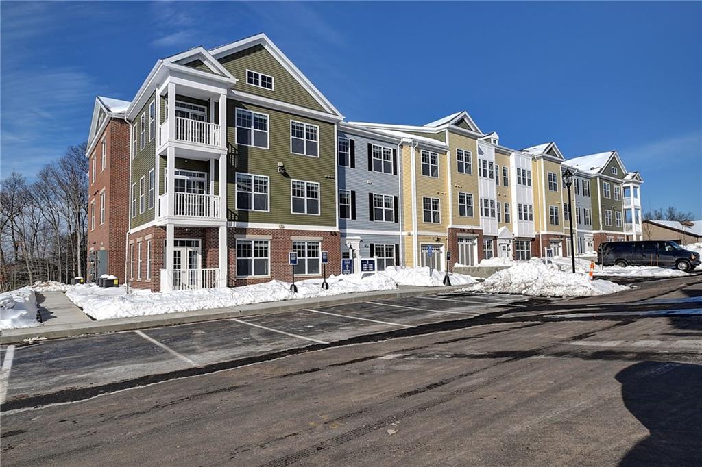 918 New London Turnpike 1203, Glastonbury, CT 06033 MLS G10215527