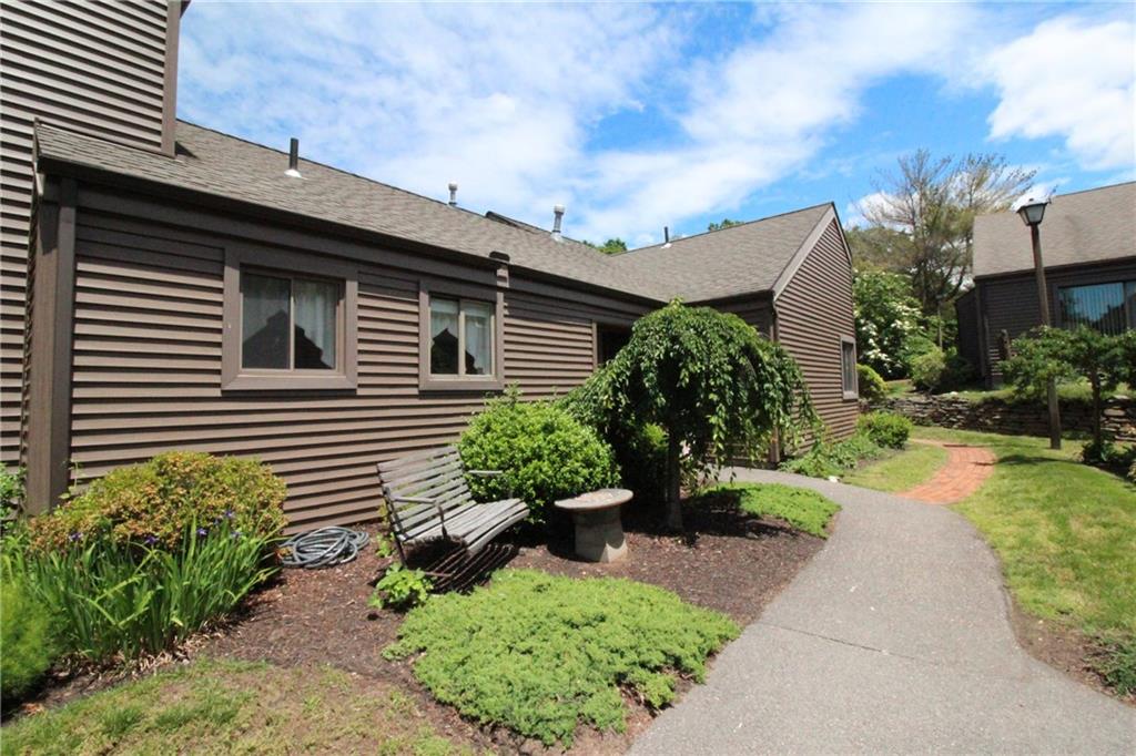 77 Hollister Way 77, Glastonbury, CT 06033 MLS G10228038 Coldwell