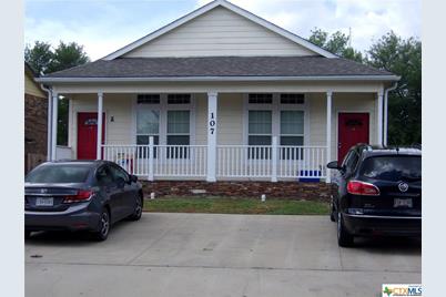 107 Palmwood Drive Victoria Tx 77901