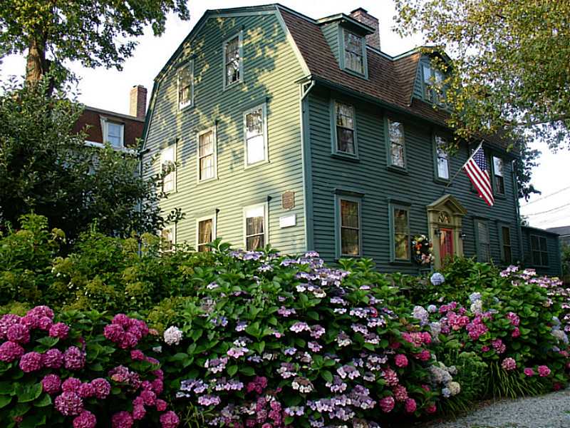 53 Washington St, Newport, RI 02840 MLS 1092540 Coldwell Banker