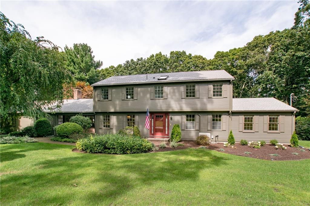 10 Chestnut Dr, East Greenwich, RI 02818 MLS 1205176 Coldwell Banker