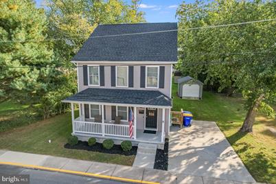 8 Ward Street - Photo 1