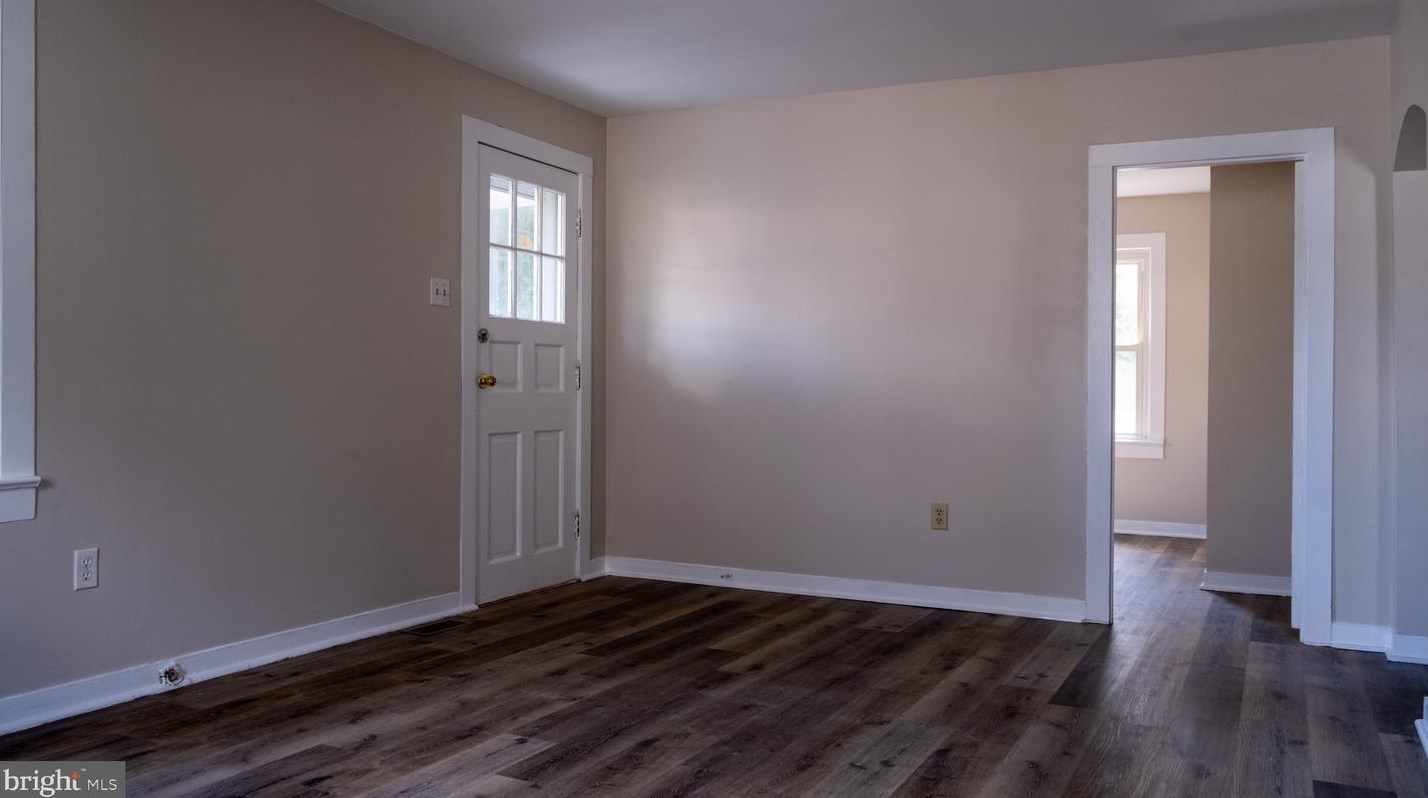 726 Glenwood Ave, Smyrna DE 19977-1008 exterior