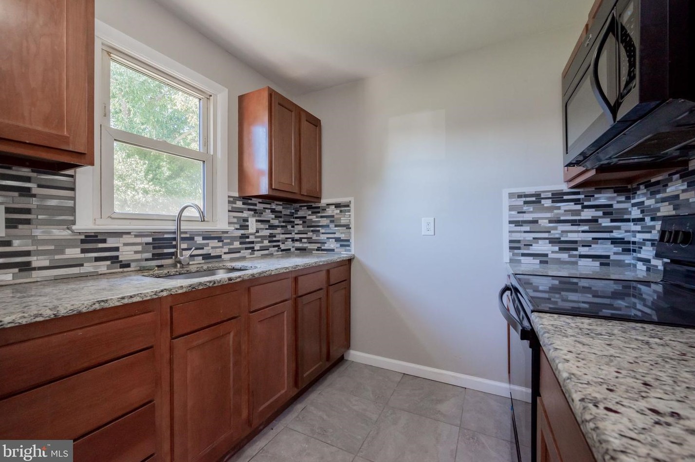 73 Locust St, Smyrna DE  19977-1521 exterior