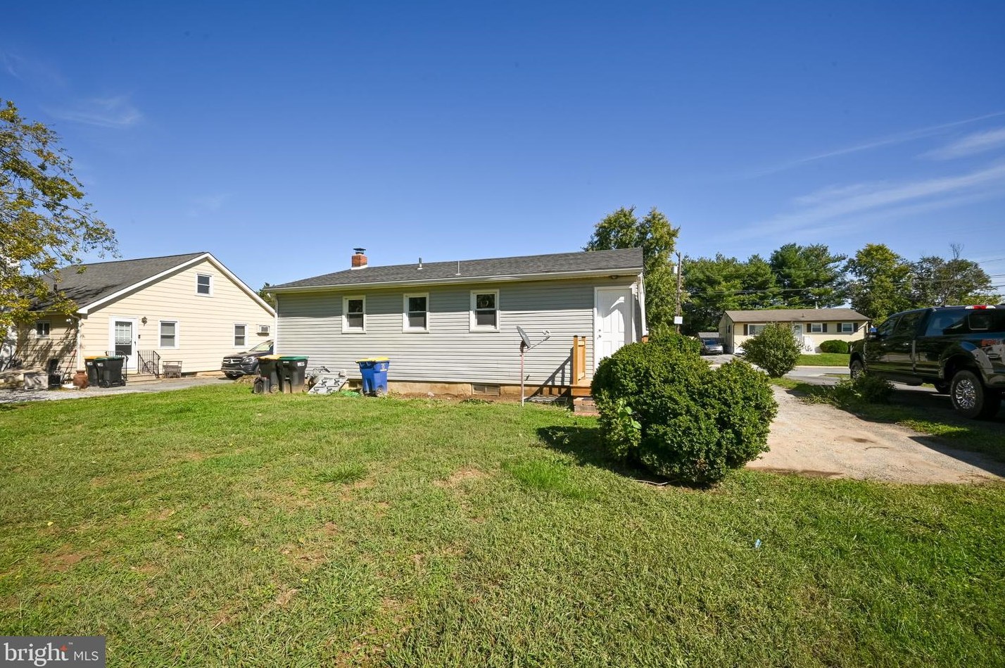 73 Locust St, Smyrna DE  19977-1521 exterior