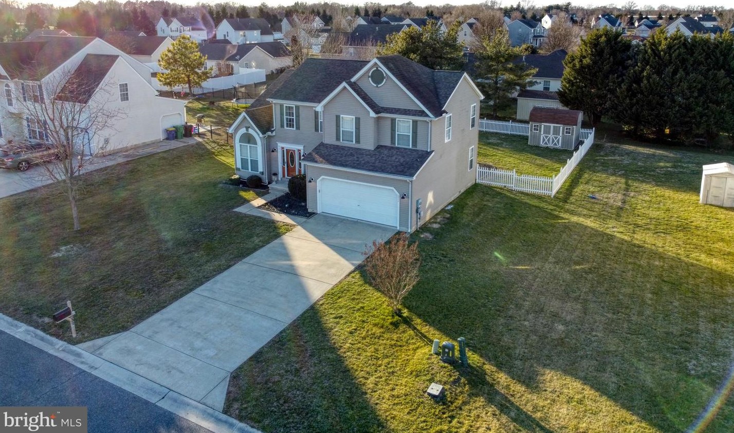 232 Ember Dr, Felton DE  19943-6923 exterior