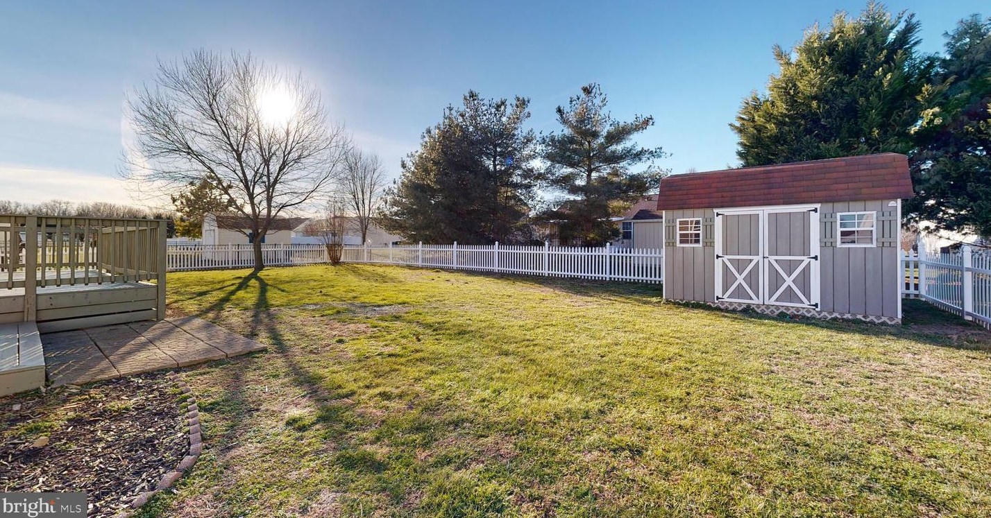 232 Ember Dr, Felton DE  19943-6923 exterior