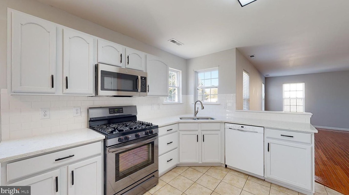 232 Ember Dr, Felton DE  19943-6923 exterior