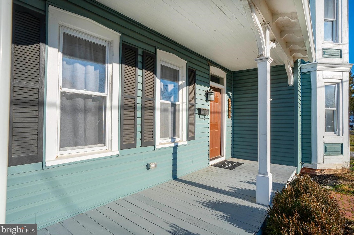 324 Mount Vernon St, Smyrna DE  19977-1129 exterior