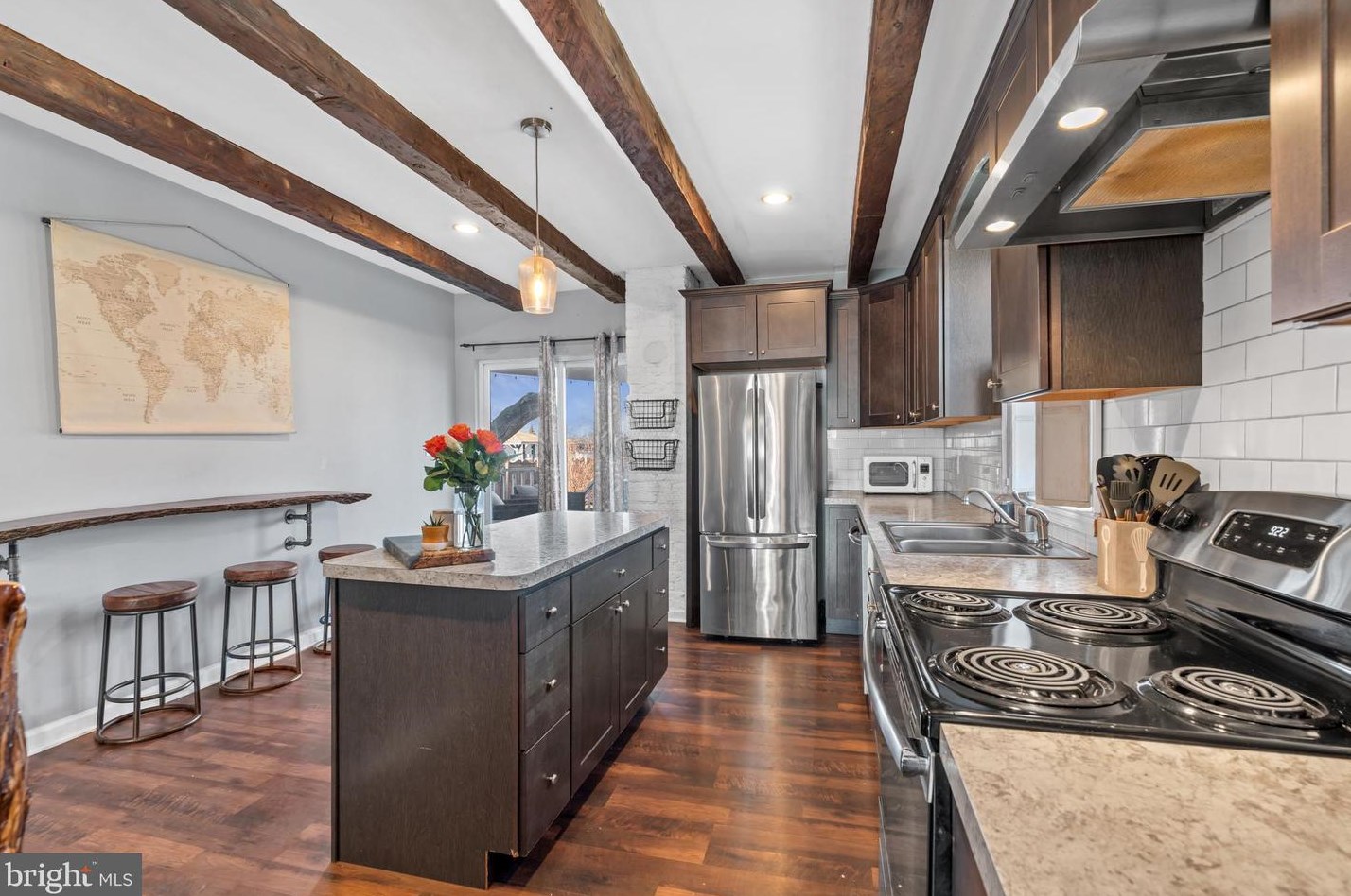 324 Mount Vernon St, Smyrna DE  19977-1129 exterior