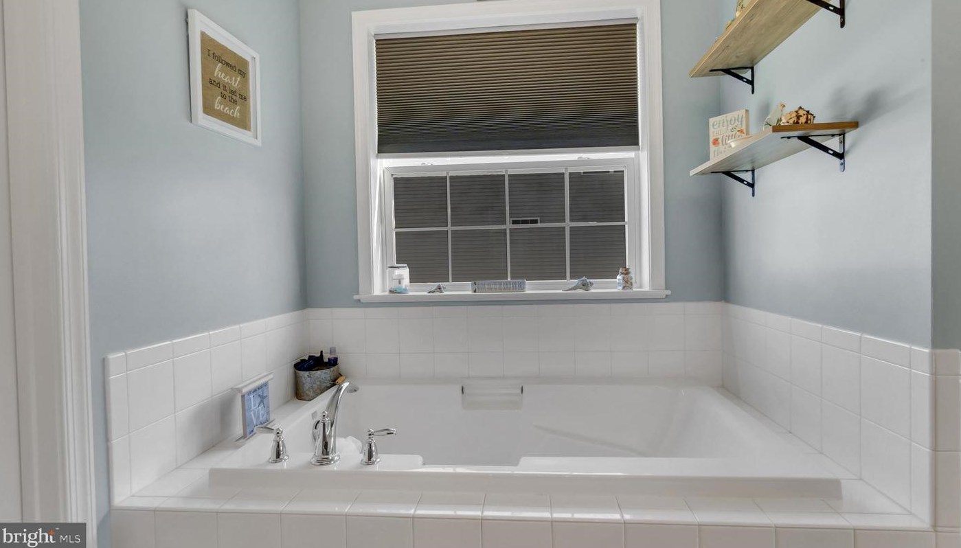 384 Tiburan Ct, Felton DE  19943 exterior