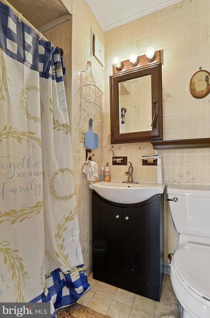 142 Lake Dr, Felton DE  19943-5112 exterior