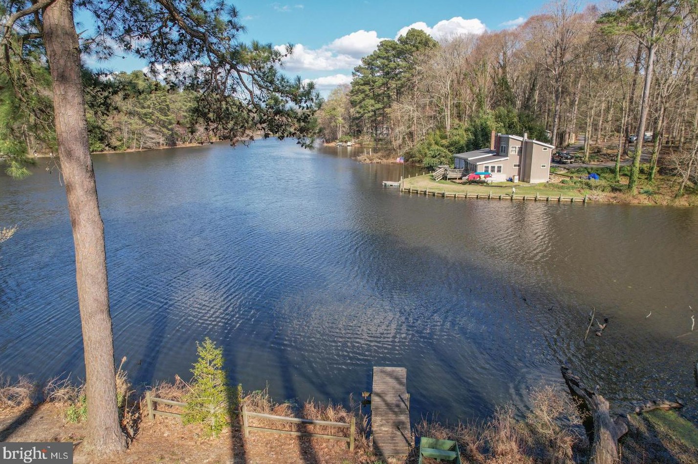 142 Lake Dr, Felton DE  19943-5112 exterior