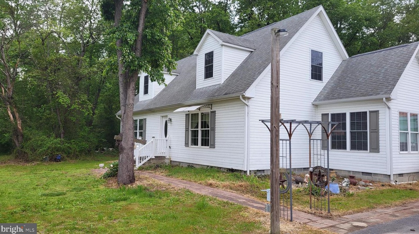 256 N Derby Pond Rd, Dover, DE 19901