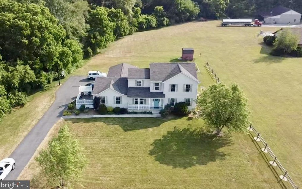 1297 Smyrna Leipsic Rd, Smyrna DE 19977-3015 exterior