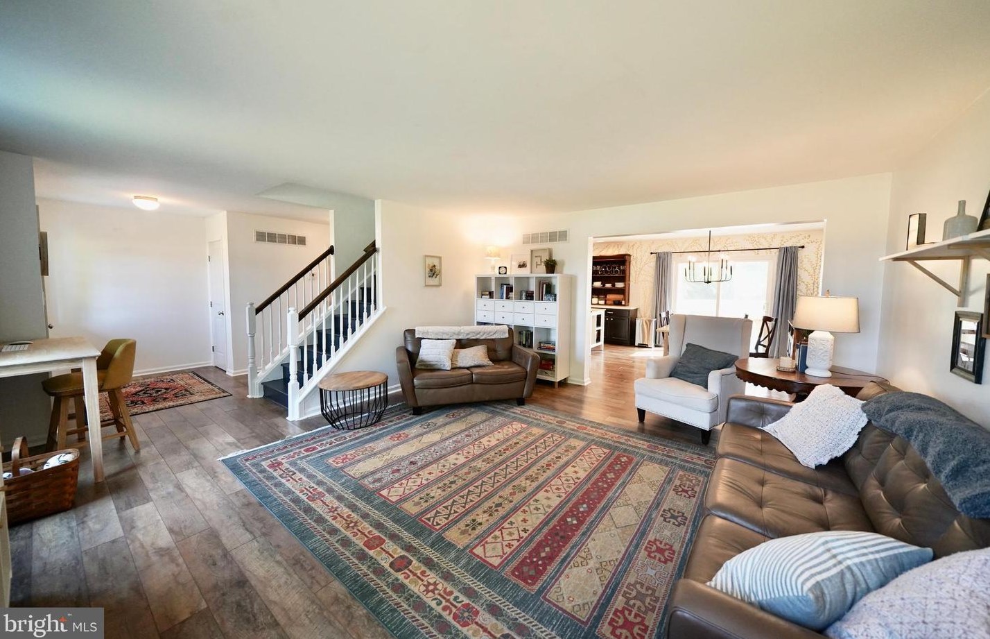 1297 Smyrna Leipsic Rd, Smyrna DE 19977-3015 exterior