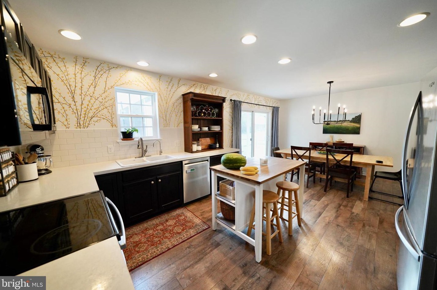 1297 Smyrna Leipsic Rd, Smyrna DE 19977-3015 exterior