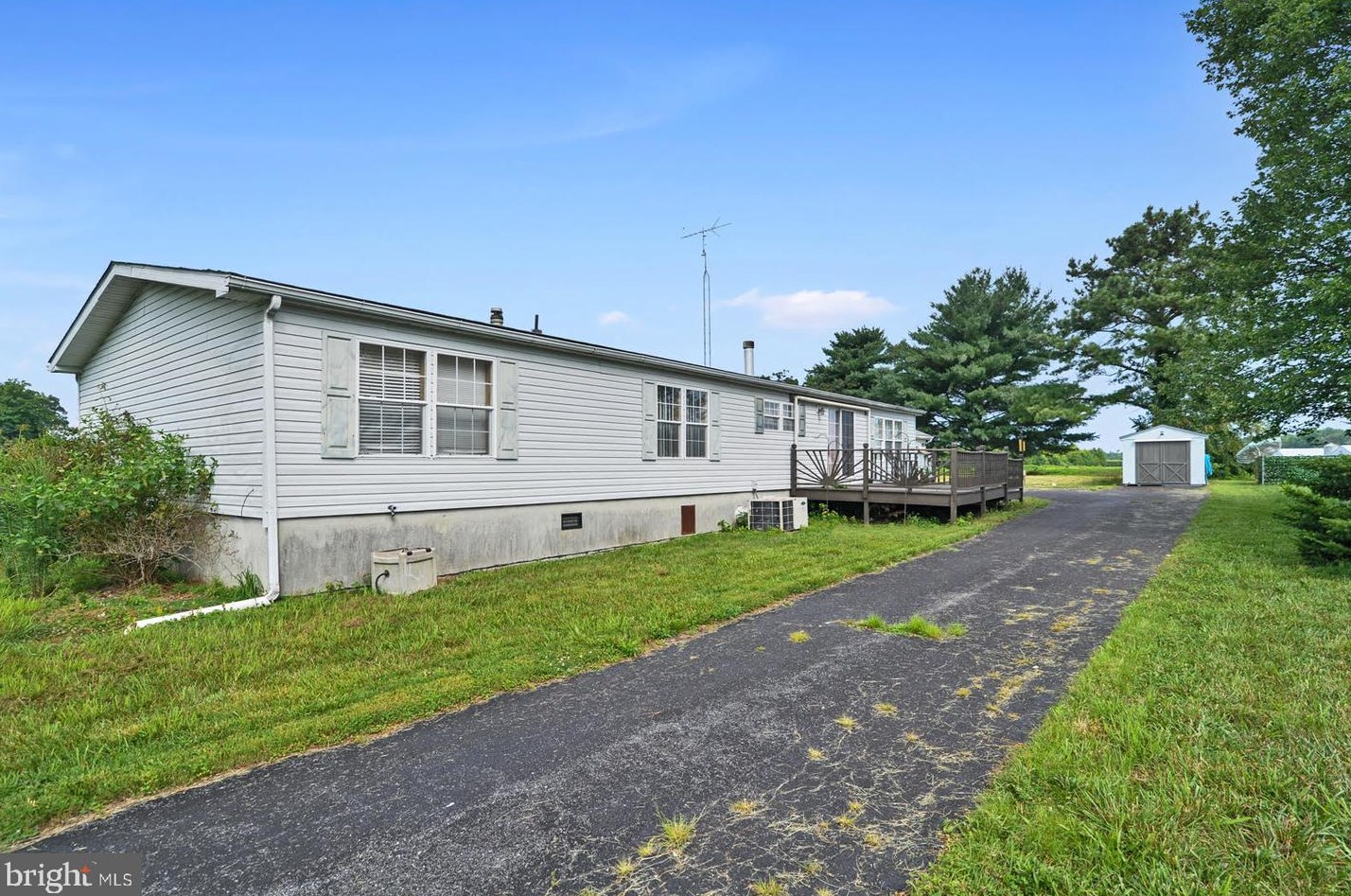 1067 Spectrum Farms Rd, Felton DE  19943-3311 exterior